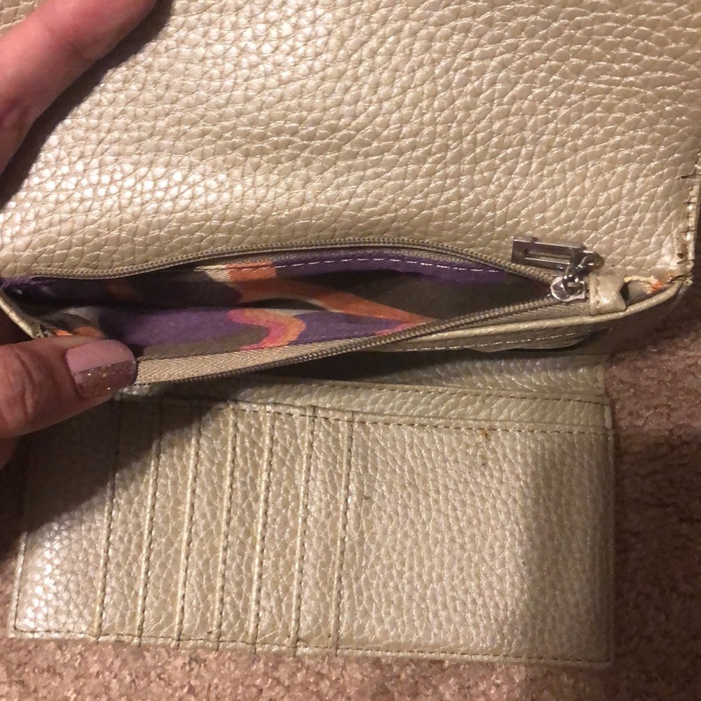 Guess wallet - Picture 3 of 4